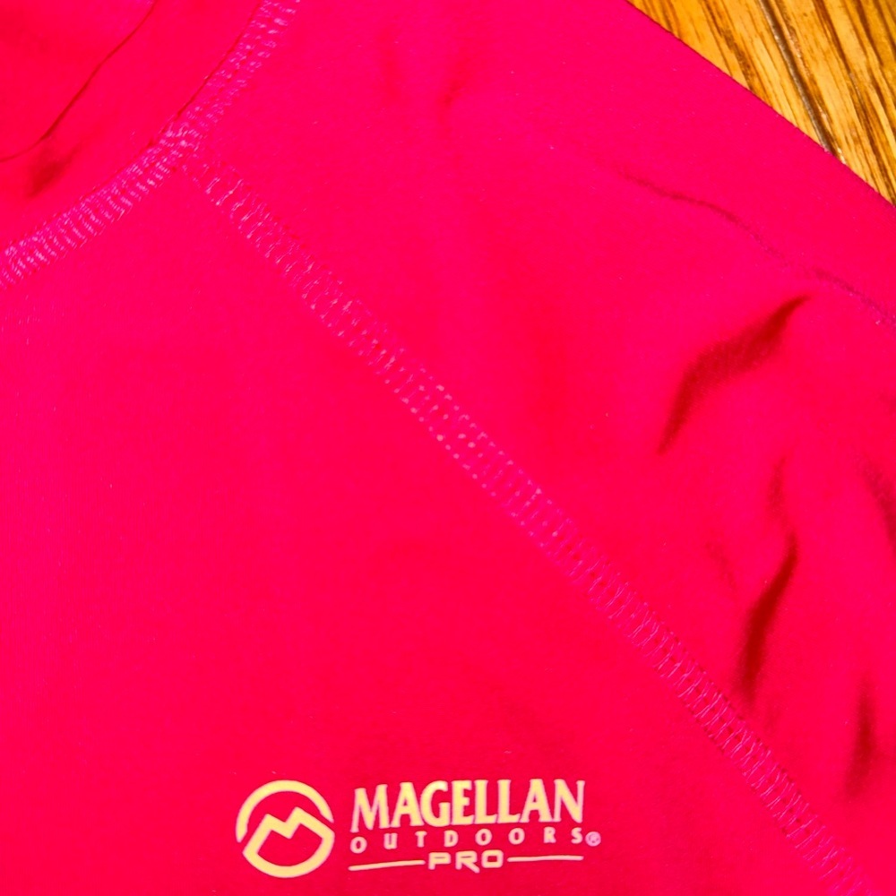 Magellan Boyfriend Fit Womems SPF Top SZ M - Picture 3 of 15